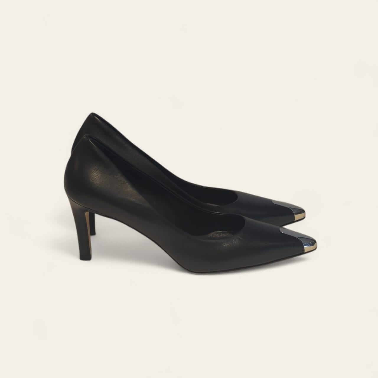 Perla Nera A904 pump punto